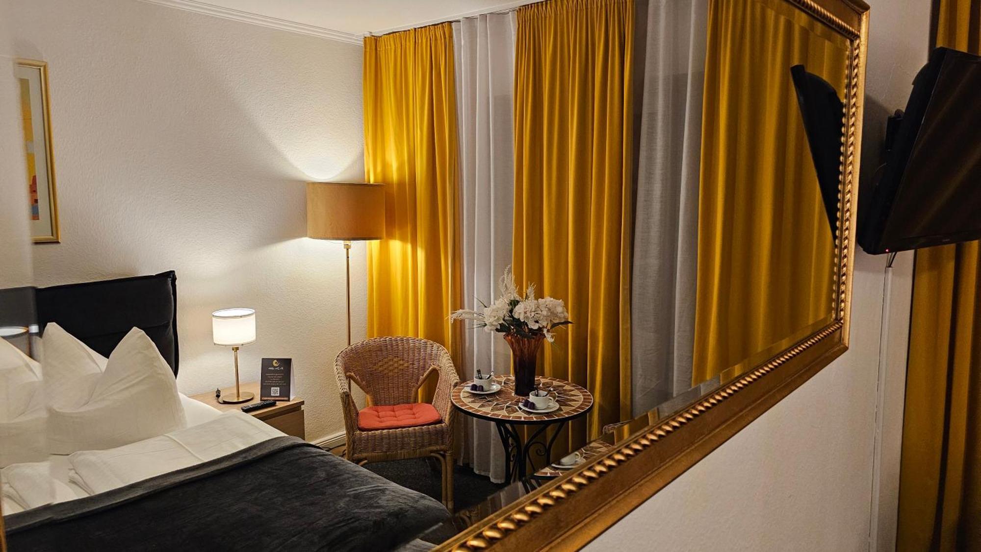 The Soho Altstadt Hotel Dusseldorf Exterior photo